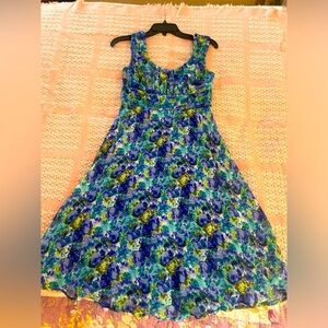 Floral sun dress. Sz 4P.